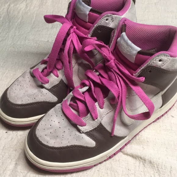 nike dunks pink and brown
